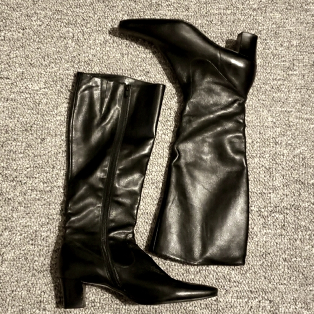 Antonio Melani black leather boots, size 8.5